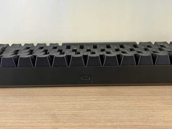 Klawiatura komputerowa mechaniczna Bluetooth Royal Kludge RK68 QWERTZ