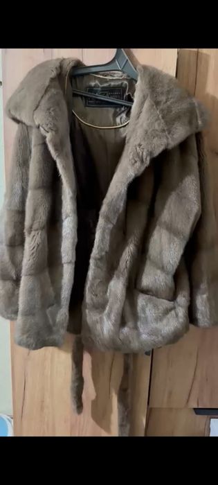 Норковая шуба короткая