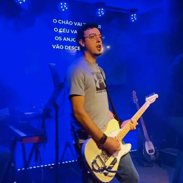 Aulas de guitarra Prof° Fernando Brisola