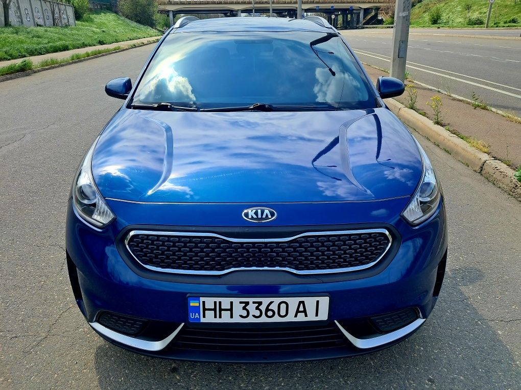 Kia niro Гибрид 1.6