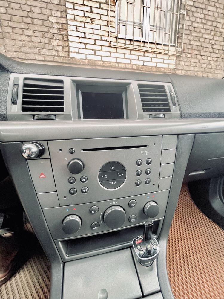 Opel Signum 2003 2.2 Бензин в хорошому доглянутому стані