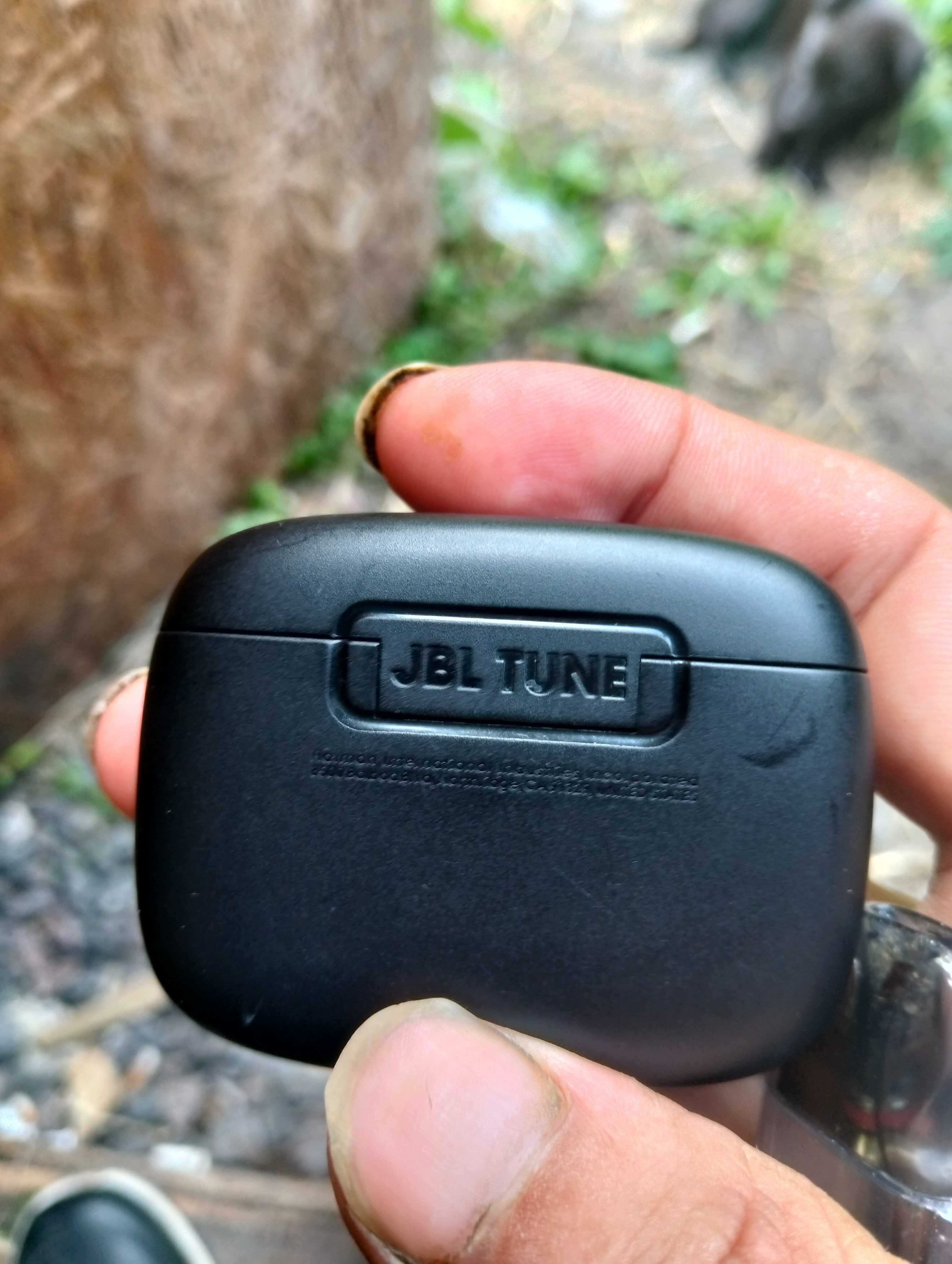 JBL Tune 245 NC TWS