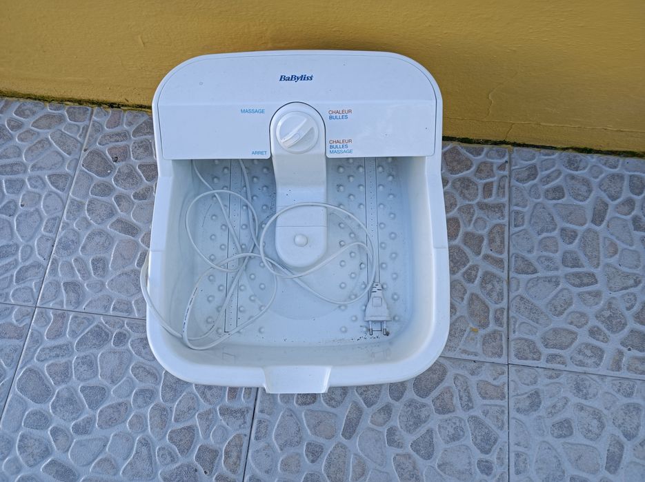 Massajador de pés impecável