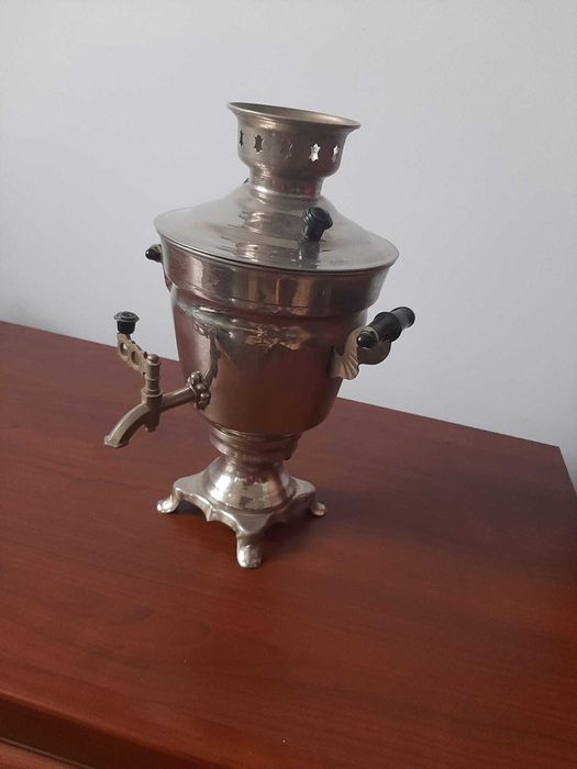 Samowar elektryczny