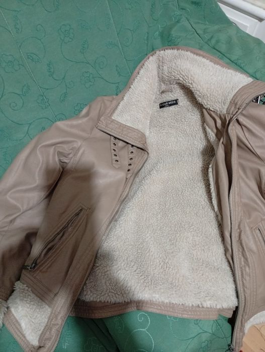 Casaco de senhora nunca foi usado