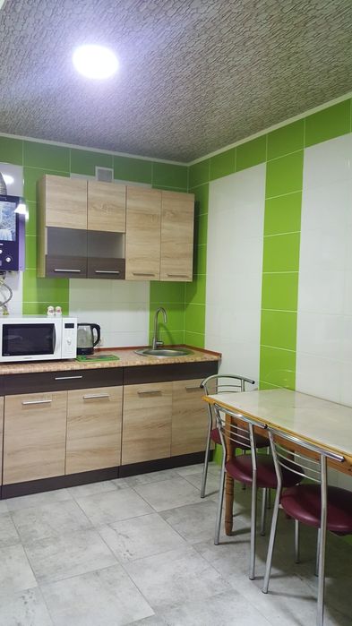 Подобово квартира 2-х кімнатна (Район автостанції)