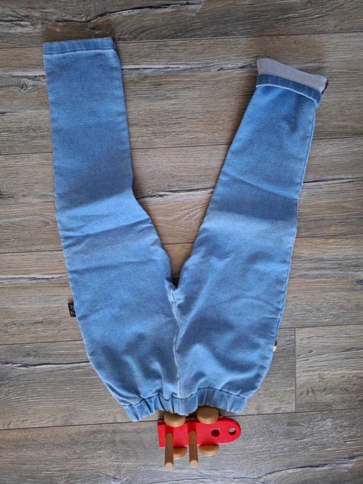 Spodnie jeansowe: jasne,bielone z przetarciem: Piu do Me- dzieci- nowe