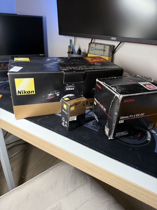 Nikon D5100+Sigma 30mm f/1.4 Japan Gold + Nikon 18-55+akcesoria