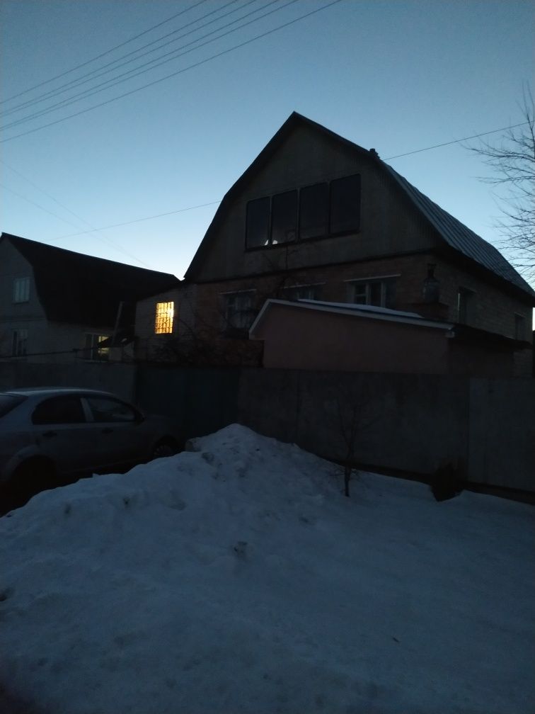 Продаю дом в г. Остер возможно оплата частями Лизинг/Кредит/рассрочка