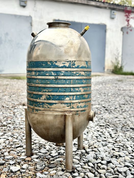 Куб 30 дистилятор аламбик на ножках колесах на 4 і 2 дюйми