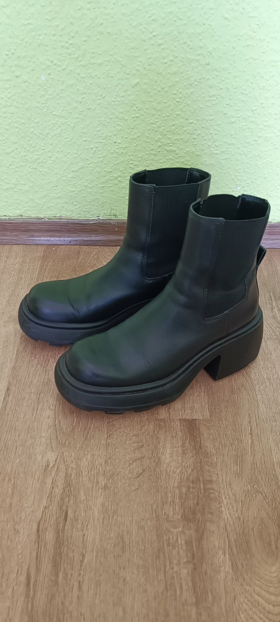 Sprzedam buty  Zara