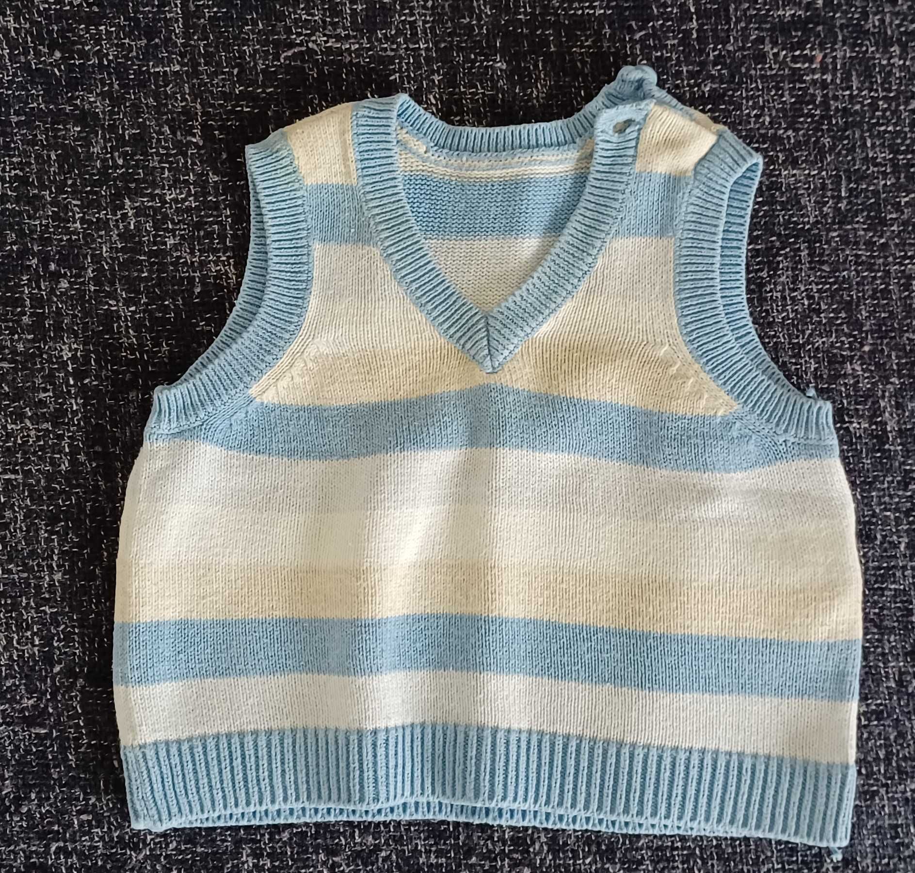 Sweterki kaftaniki dziecięce niemowlęce, rozmiar 56 zestaw 7 sztuk