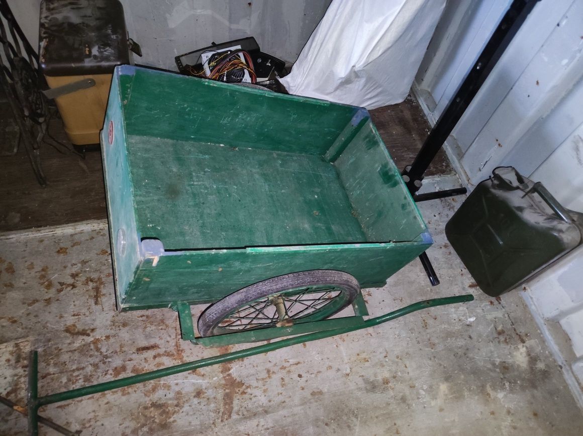 Wózek ogrodowy transportowy