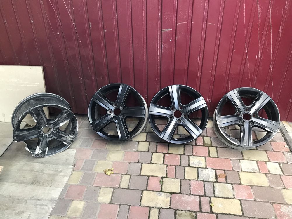 Продам диски 5x112