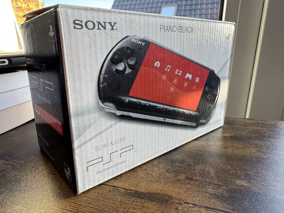 Sony PlayStation Portable PSP-3004 BOX dla kolekcjonera zestaw