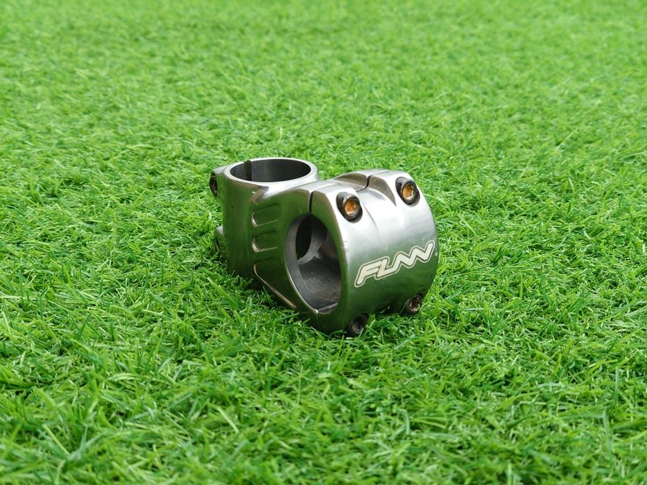 Krótki mostek rowerowy Funn Crossfire Titanium Silver 31,8mm