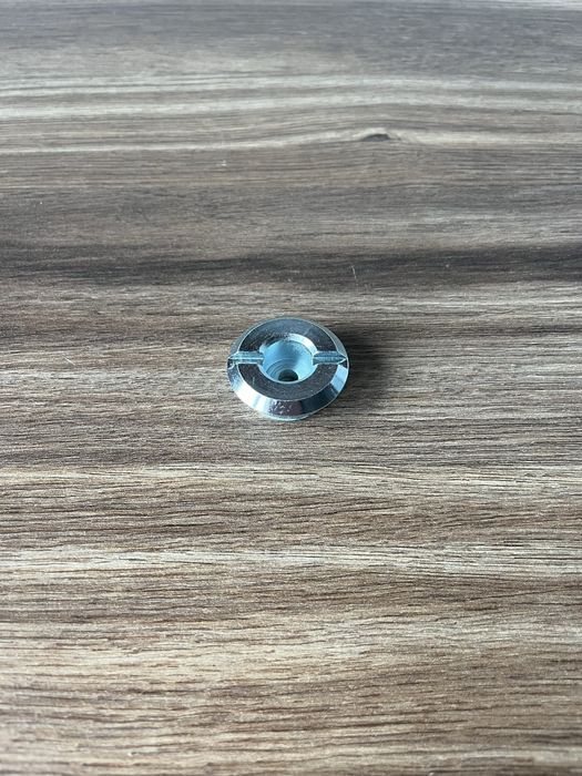 NOWA CZESKA nakrętka śruba TELESKOPU JAWA 50 kaczka pancerka mustang