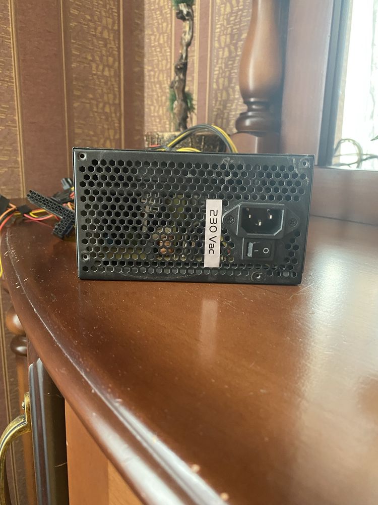 Блок живлення AeroCool VP-550 550W ATX Power Supply