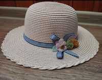 Стильний капелюшок для дівчаток
