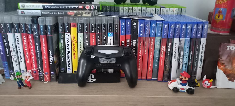 Comando Playstation 4 novo - Reservado