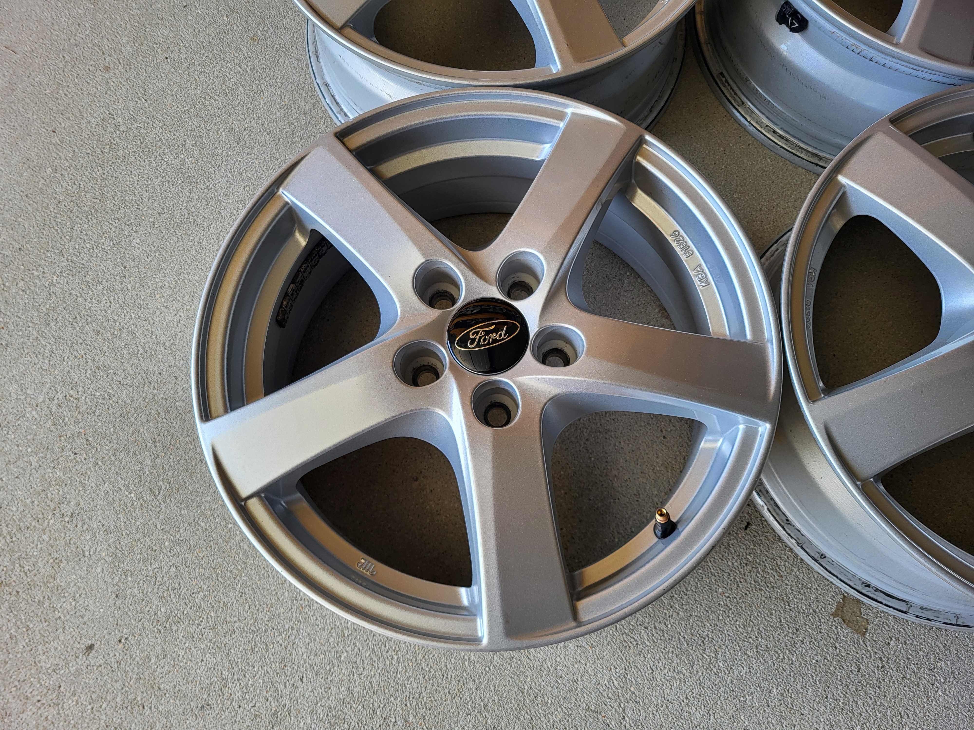 [824] Felgi aluminiowe FORD 16 Cali 5x108 Mondeo Focus C-max B-max