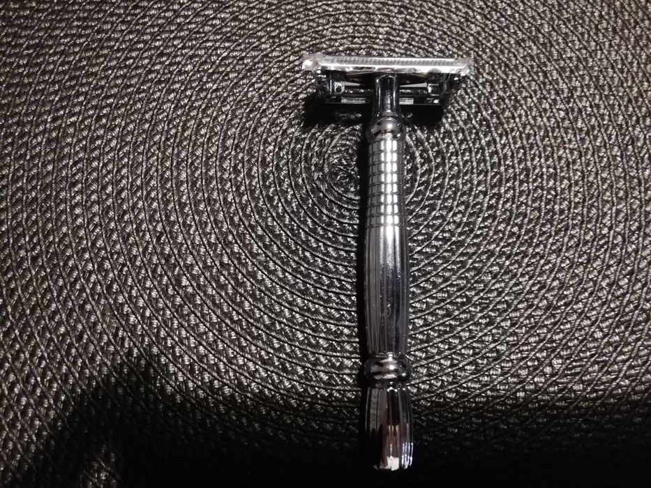 Solimo klasyczna maszynka do golenia + 100 żyletek