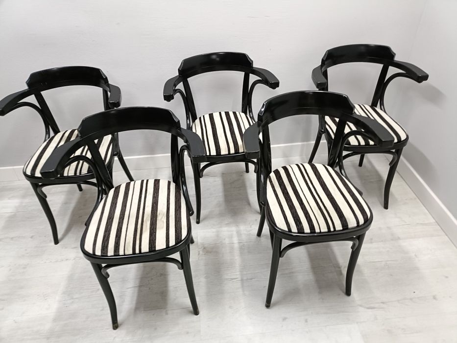 Krzesła gięte Thonet Fameg  czarne Loft do restauracji 5