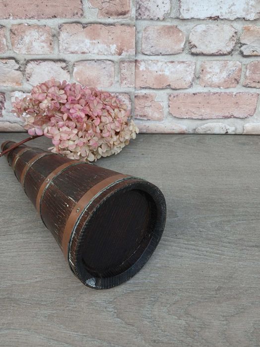 Stara drewniana butelka na wino francuska butelka na cydr