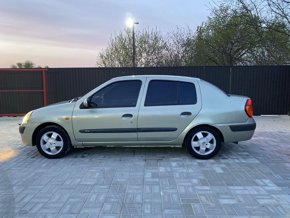 Renault Clio  Simbol 2003 в чудовому стані.