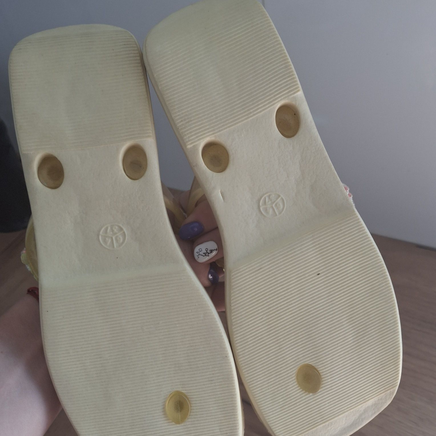 Klapki damskie vintage basenowe 38