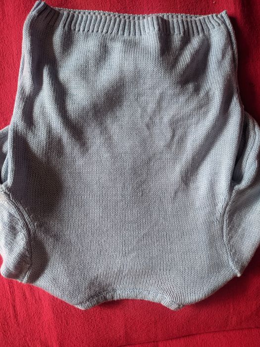 Чудовий светрик для дівчинки