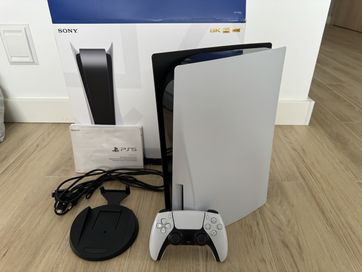 Konsola PlayStation 5 825GB + Kable w zestawie + Biały Pad