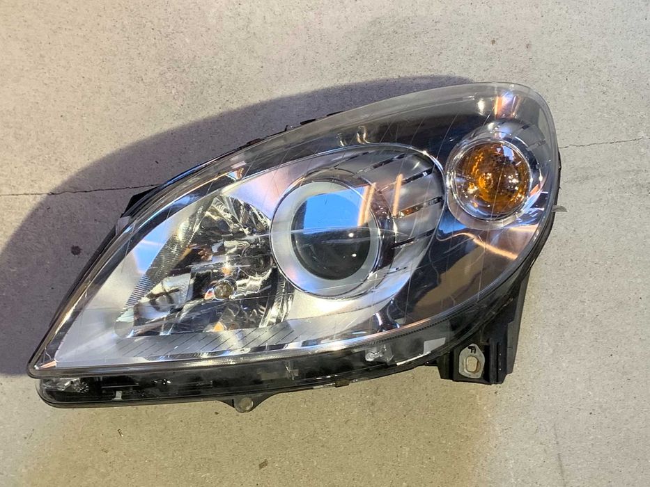 Mercedes A klasa W169 reflektor lampa xenon lewa