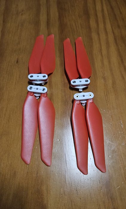 4 Hélices FIMI X8 SE 2020/2022 Vermelhas