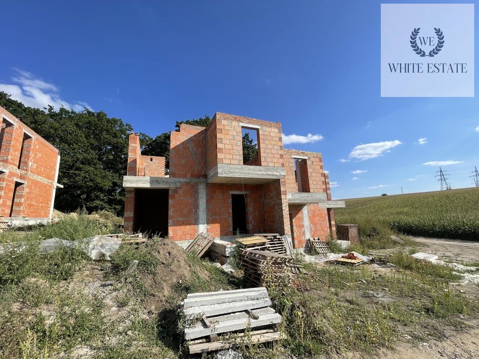 Продаж дуплекса в с. Великі Гаї