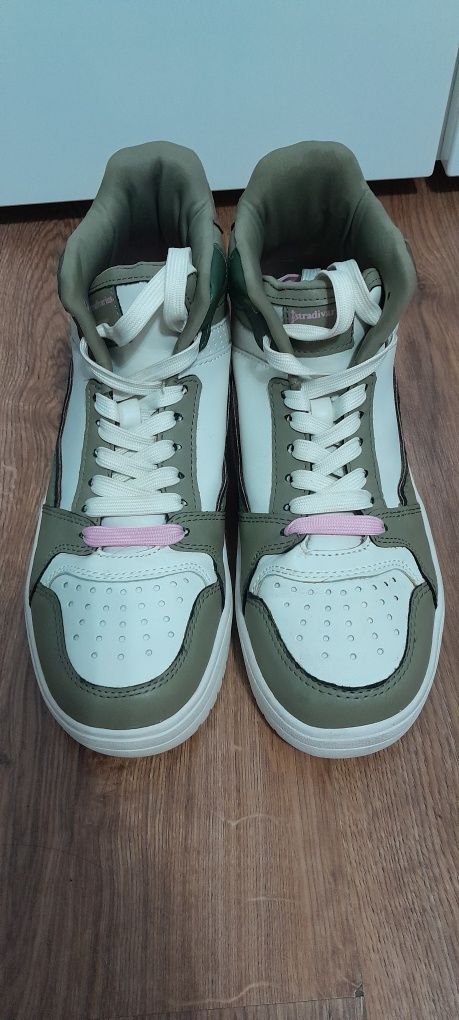 Buty Stradivarius rozmiar 38