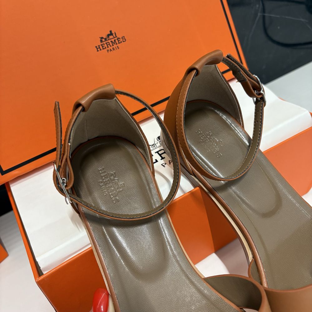 Сандалі босоніжки Hermes 39 40 42 босоножки шльопанці шлепки хермес