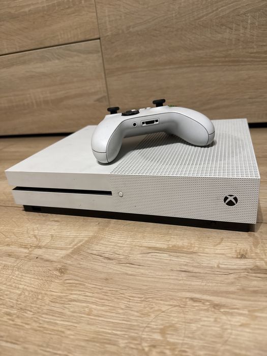 Xbox one s w idealnym stanie