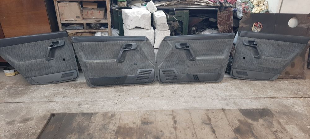 Дверные карты обшивка дверей ВАЗ 2110 2111 2112 комплект 1100 грн