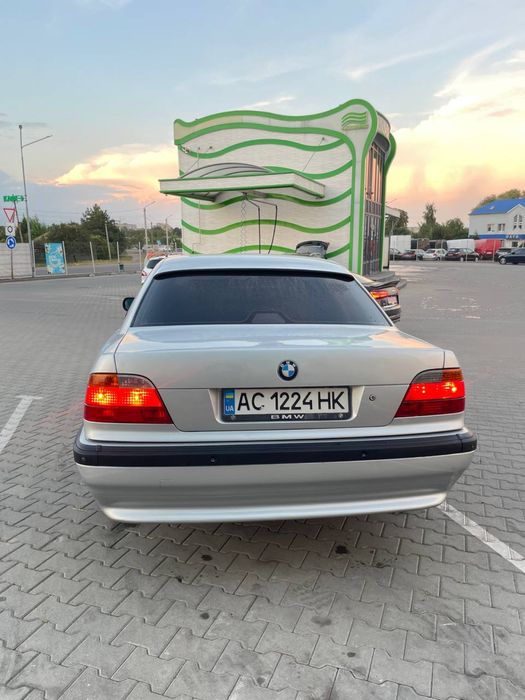 Продам BMW e38 3.0м57
