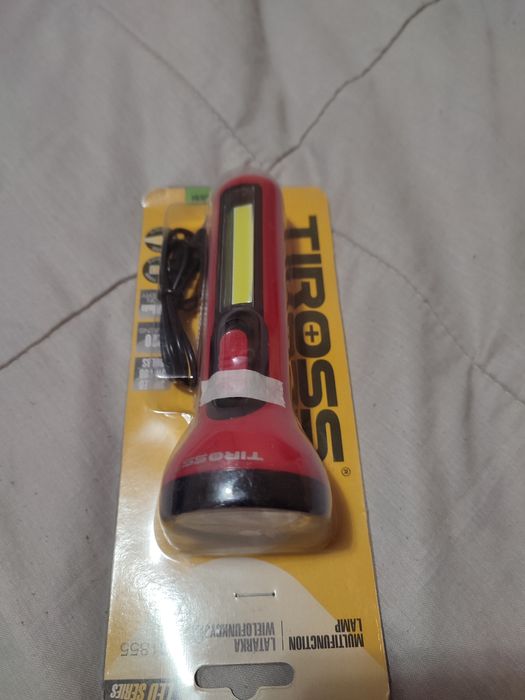 Продам фонарь с зарядкой