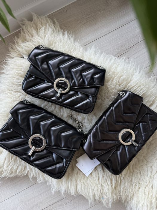 Чорна шкіряна сумочка сумка кросбоди Sandro Paris