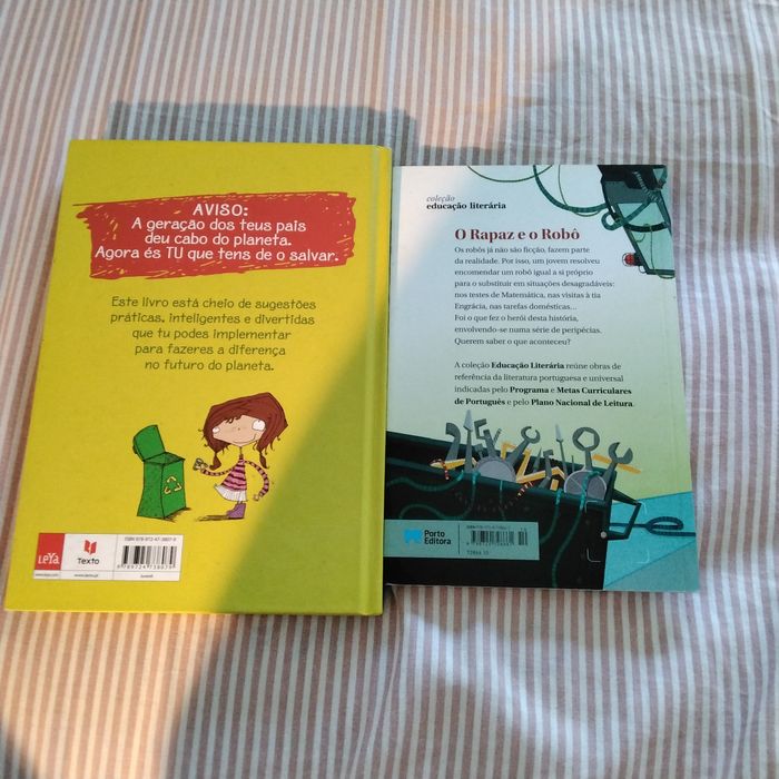 Vendo dois livros