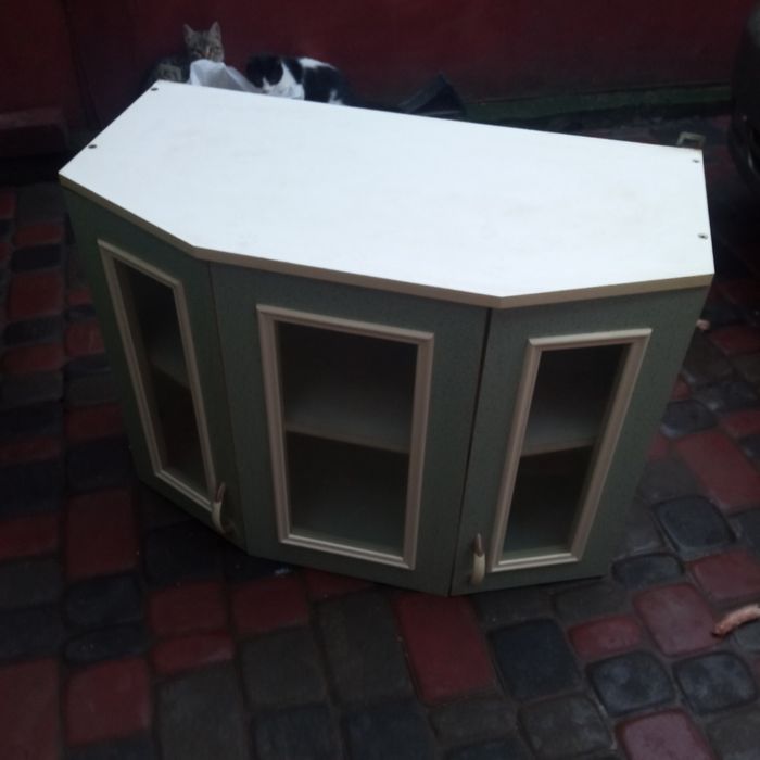 Тумба навісна.з кухонного гарнітуру.