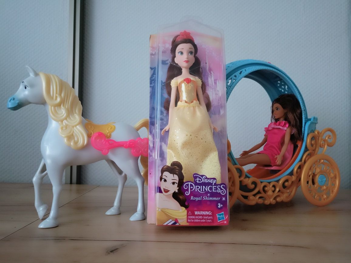 Kareta Kopciuszka Disney Princes  + dwie lalki i gtatis
