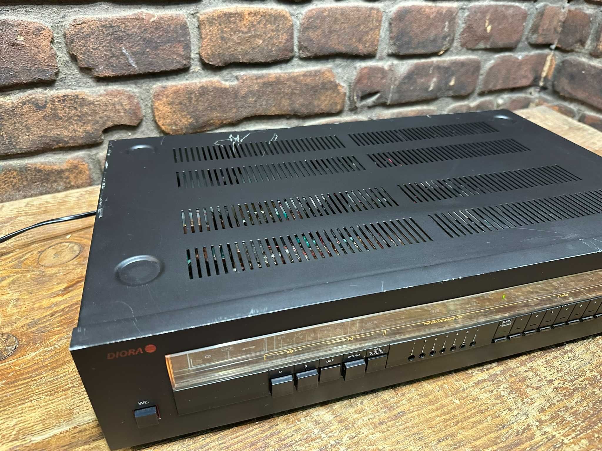 Tuner Radiowy Diora AS 642