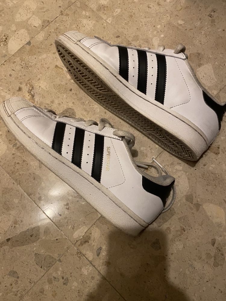 Tenis Superstar Adidas pretos