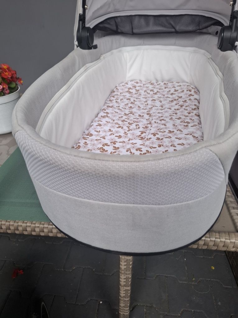 Sprzedam gondola cybex balios