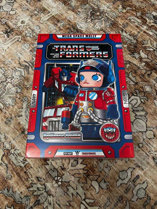 PopMart Mega Space Molly 400% Optimus Prime (Transformers)