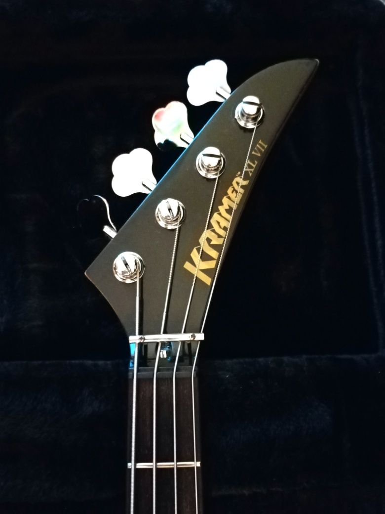 Kramer XL Vll Neptune bass